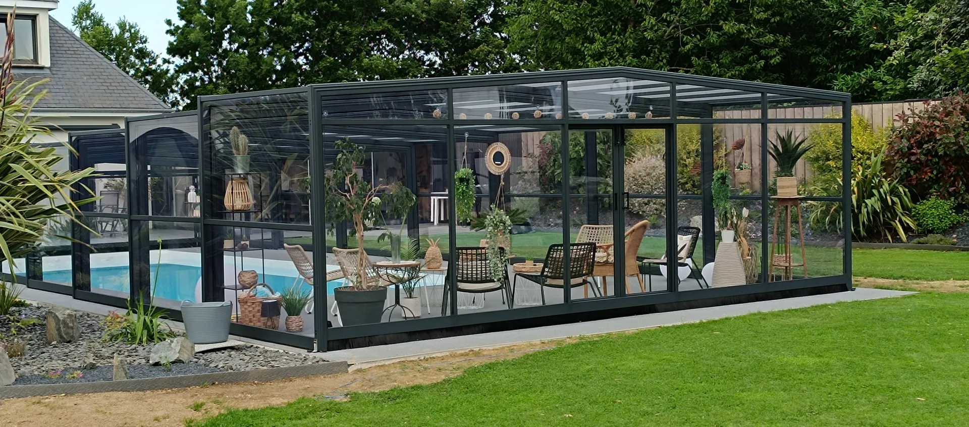 abri haut dans un ecrin de verdure à CAUVILLE SUR MER