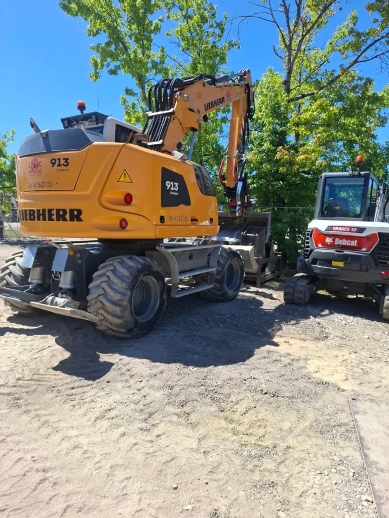 Loc a’Pelle – Votre partenaire de confiance en location d’engins de chantier à Villenave-d’Ornon, près de Bordeaux