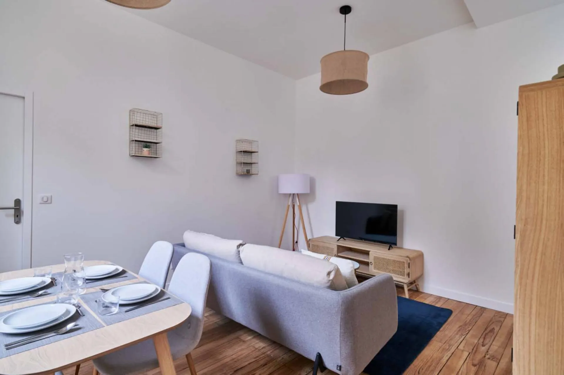 Appartement T3 renové dans le Quartier Saint Paul Bordeaux  
