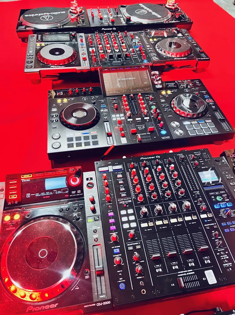 Location platine pioneer 76