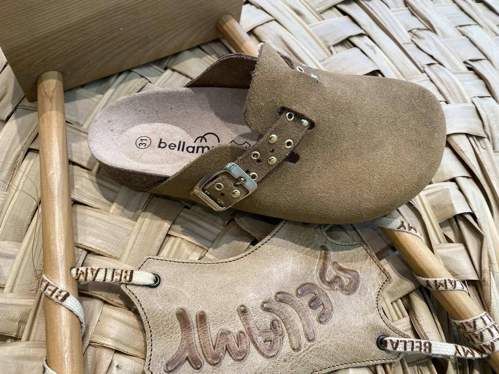 sabot en cuir pour enfants près de bordeaux