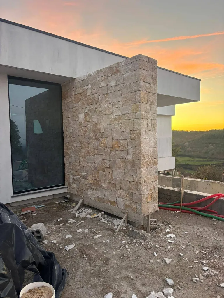 MOELLONS EN PIERRE CALCAIRE