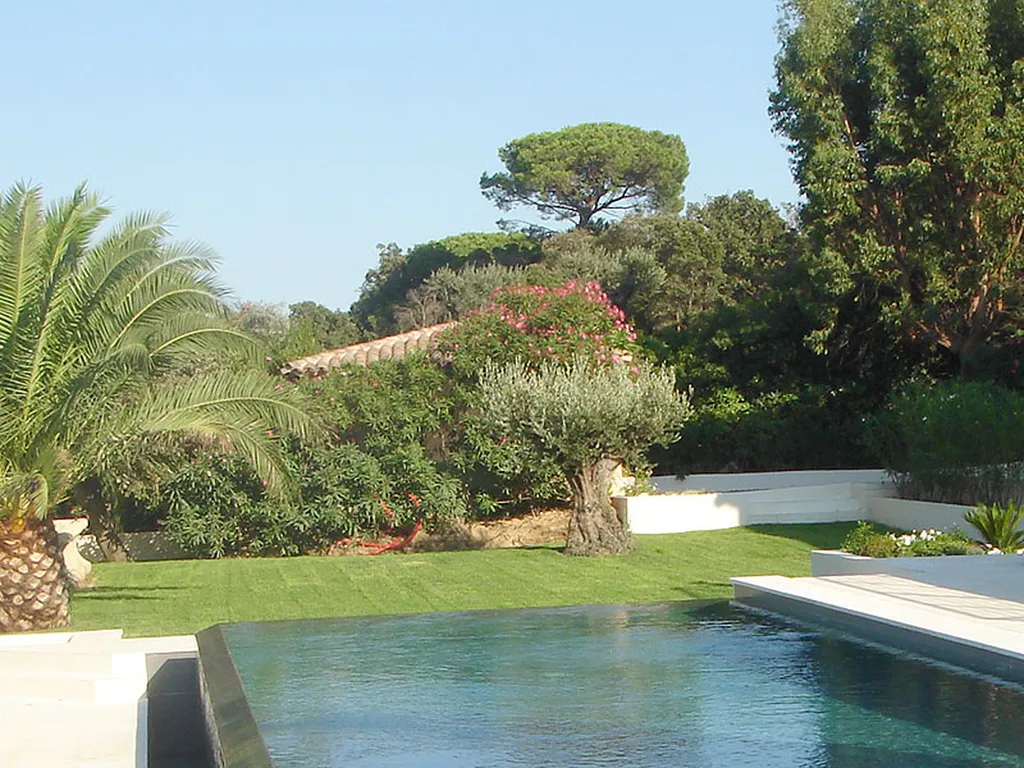 Creation de jardin sec sur mesure en Provence