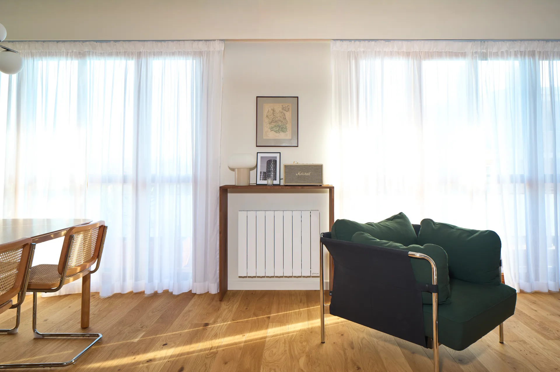 Rénovation complète d’un appartement de 80m2 des années 50 à Toulouse : optimisation des volumes style mid-century par le Studio Kassic