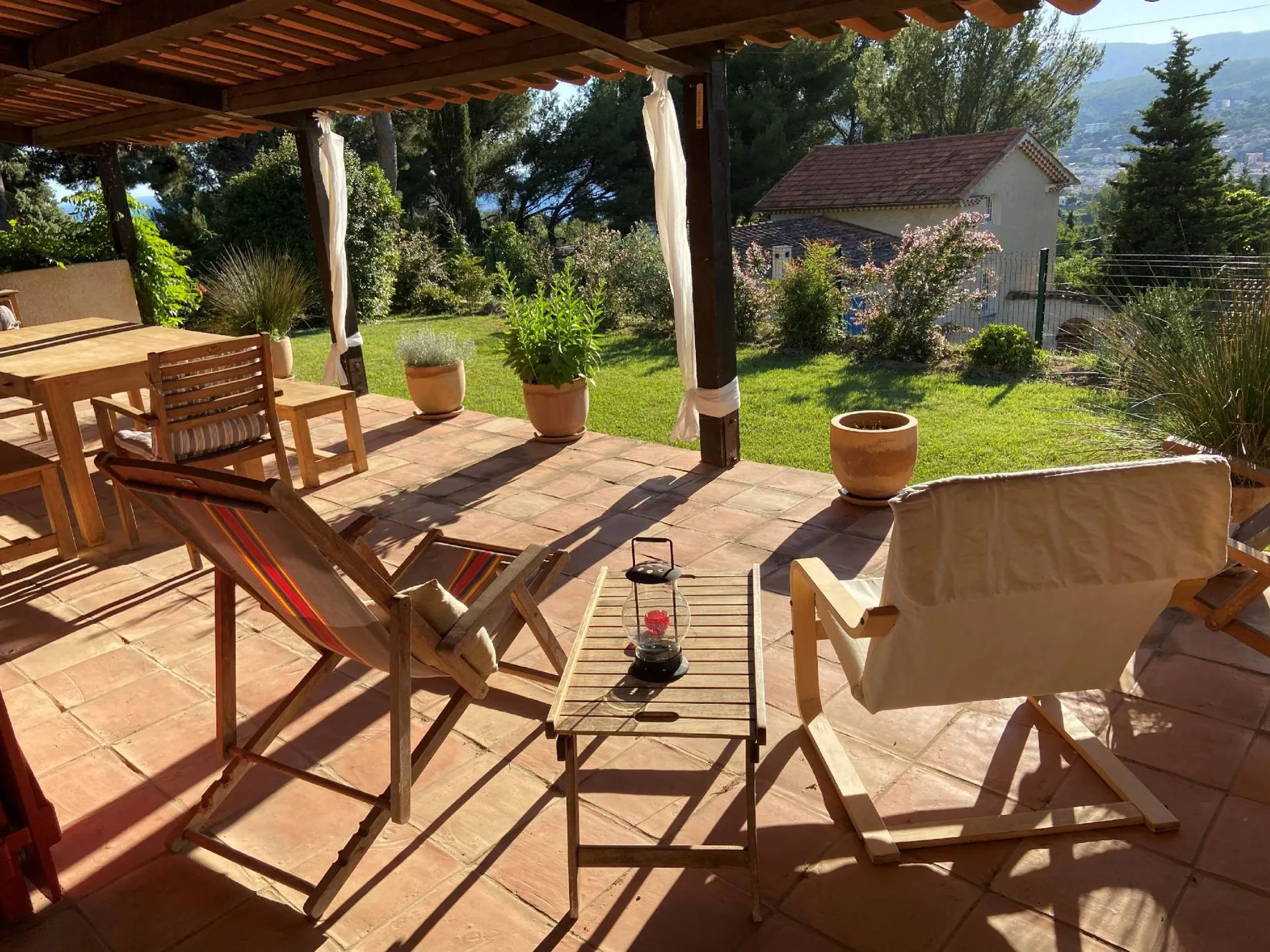 A vendre maison 4 Cassis au calme dans résidence avec piscine et tennis