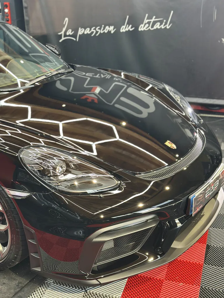 Traitement céramique by EMB DETAILING spécialiste Porsche sur Lyon 