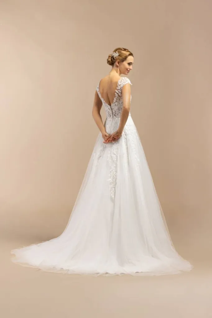 robe de mariée trapèze en tulle à Marseille