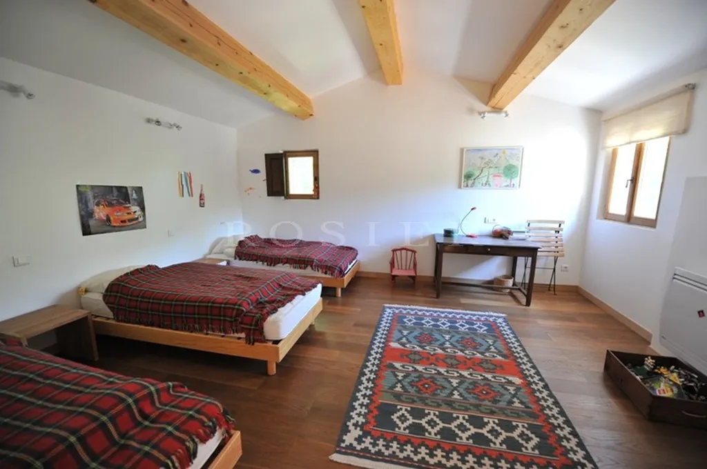 Mazet restauré avec soin, région de Sault    