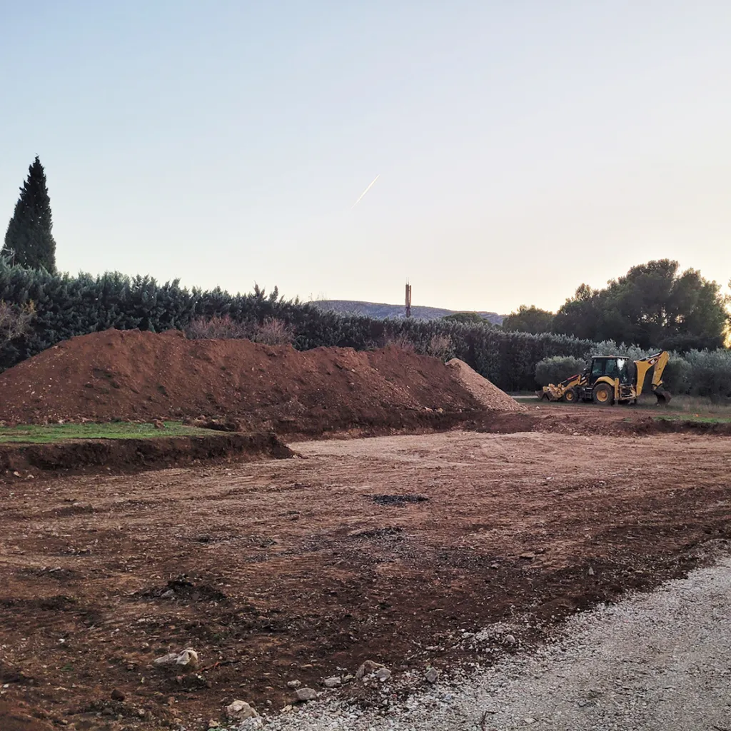 Ouverture de chantier à Eygalières, magnifique village niché en plein cœur des Alpilles