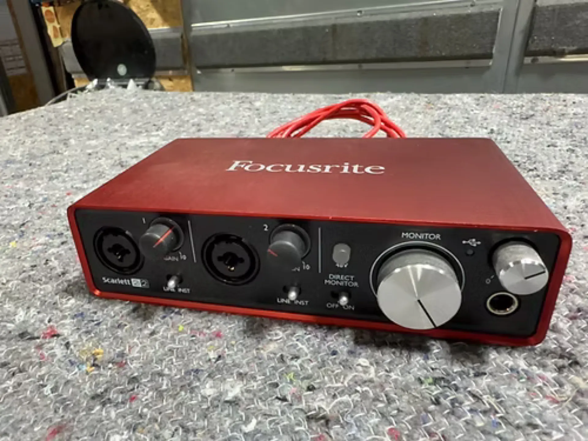 CARTE SON Focusrite SCARLETT 2i2