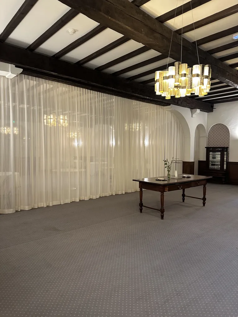 Agencement textile de l’Hôtel Château de Fontager à Serves-sur-Rhône