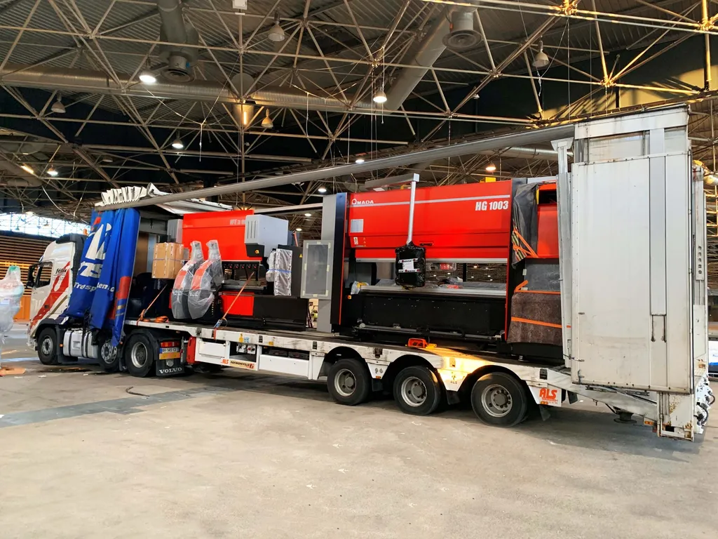 Chargement et transport de machines