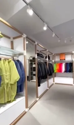 Rénovation complète avec mise en peinture et sol en béton ciré dans une boutique à Bordeaux