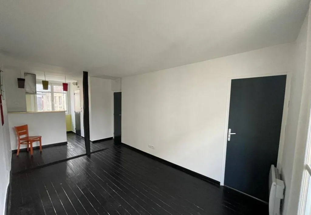 Situé au 2ème étage