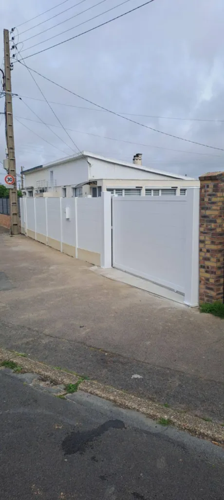 Poseur de clôture Aluminium Le Havre 76