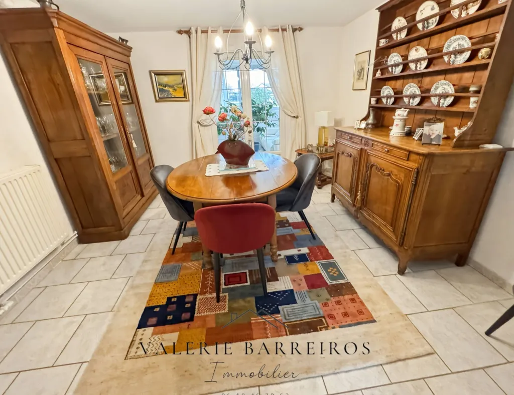 A vendre, belle et grande maison au calme sur la commune d'ELBEUF  LA LONDE  76500