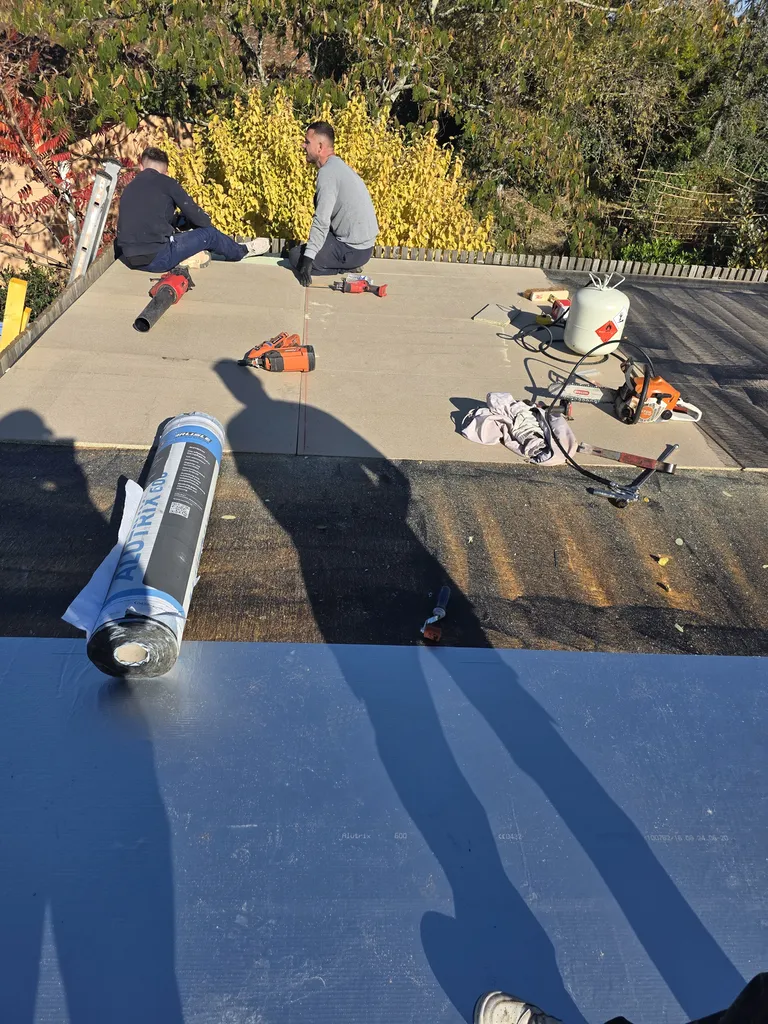 Rénover un toit terrasse en EPDM à Carnoux-en-Provence sur résidence secondaire