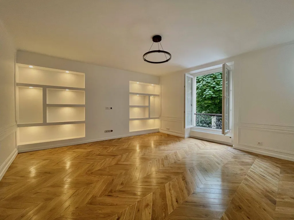 3 Pièces entièrement rénové - Monceau / Courcelles 75008