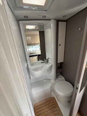 SALLE DE BAIN AVEC WC