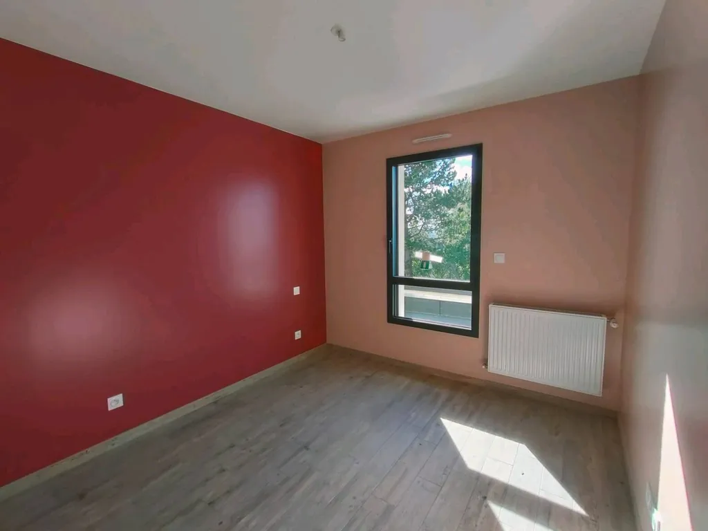 MUR GAUCHE POURPIN ET FACE ROSE VENETTO DE CHEZ ARGILE