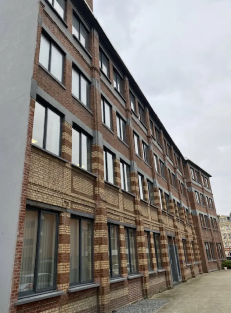 LE HAVRE - A LOUER Bureaux de 214 m2 dans un immeuble ancien restructuré du quartier Saint Nicolas