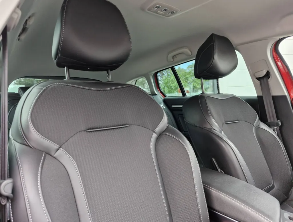 RENAULT MEGANE IV ESTATE TECHNO TCE 140 EDC PACK PARKING / PACK HIVER OCCASION PRES DE TOULOUSE EN OCCITANIE