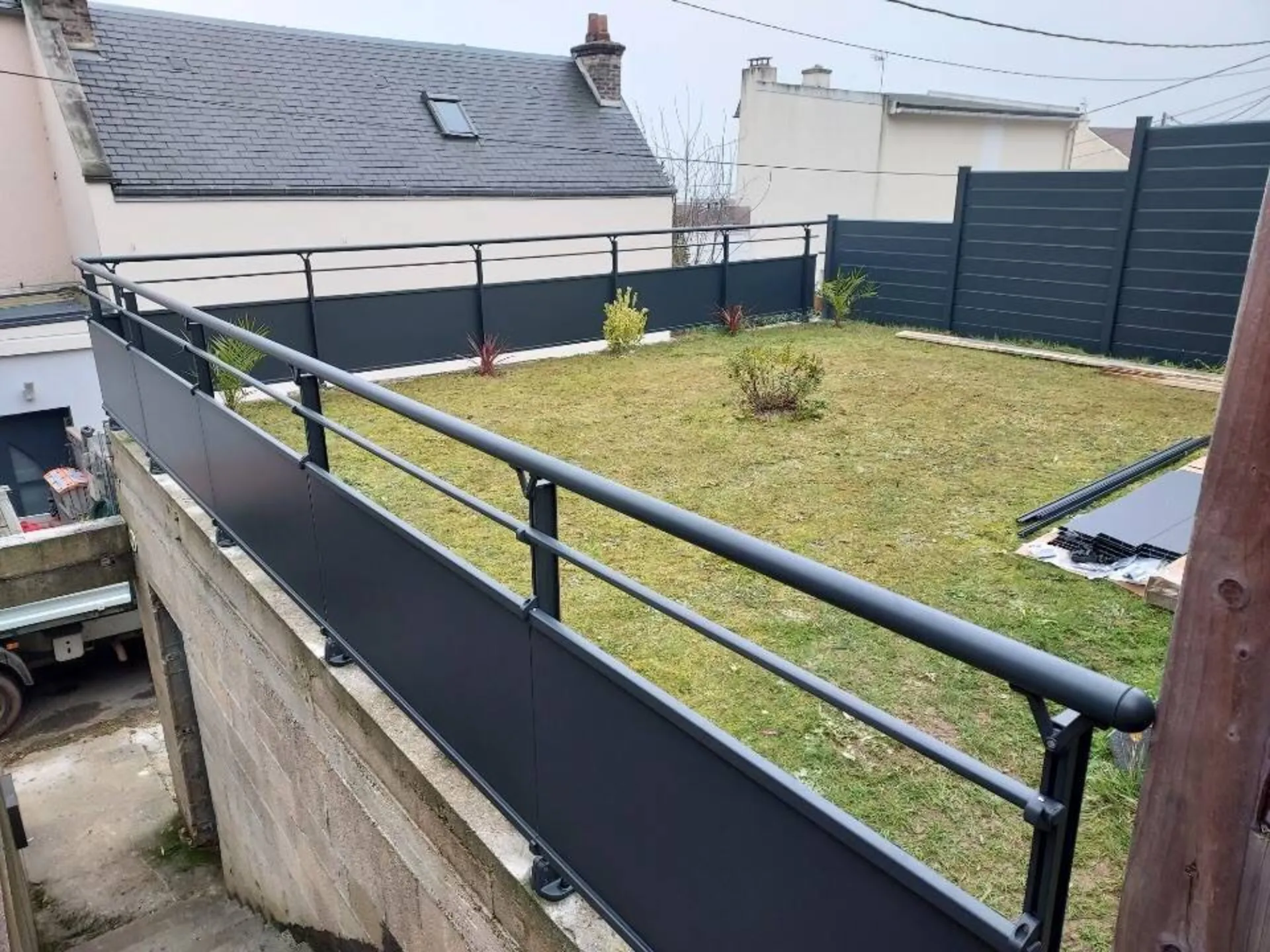 création d'un garde de corps pour jardin surélevé dans la Seine Maritime 76