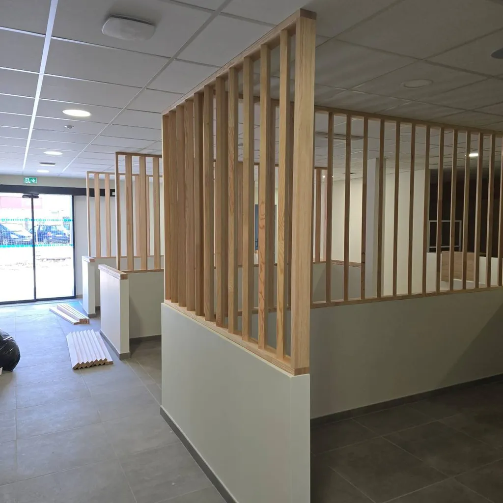Aménagement de cloisons amovibles claustra MDF à Vans en Ardèche