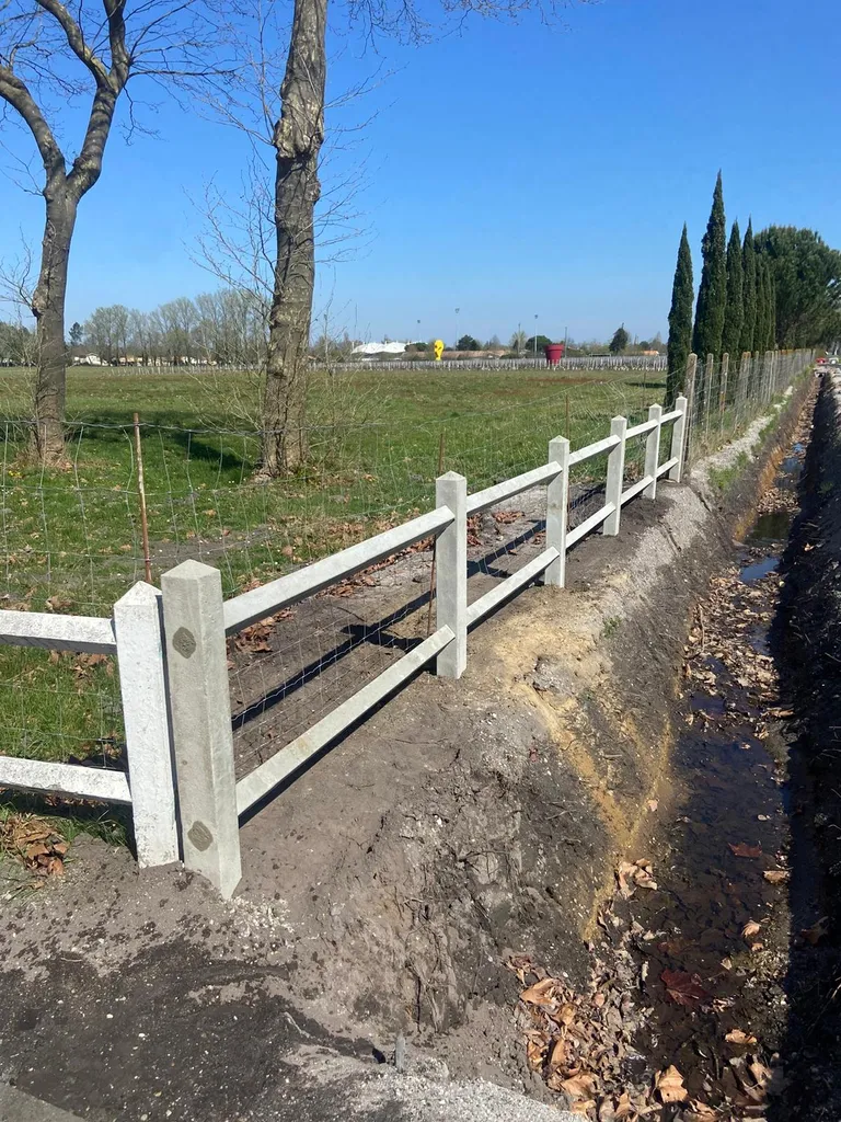 Choisissez l'élégance pour sécuriser votre terrain à Saint-Laurent de Médoc.
