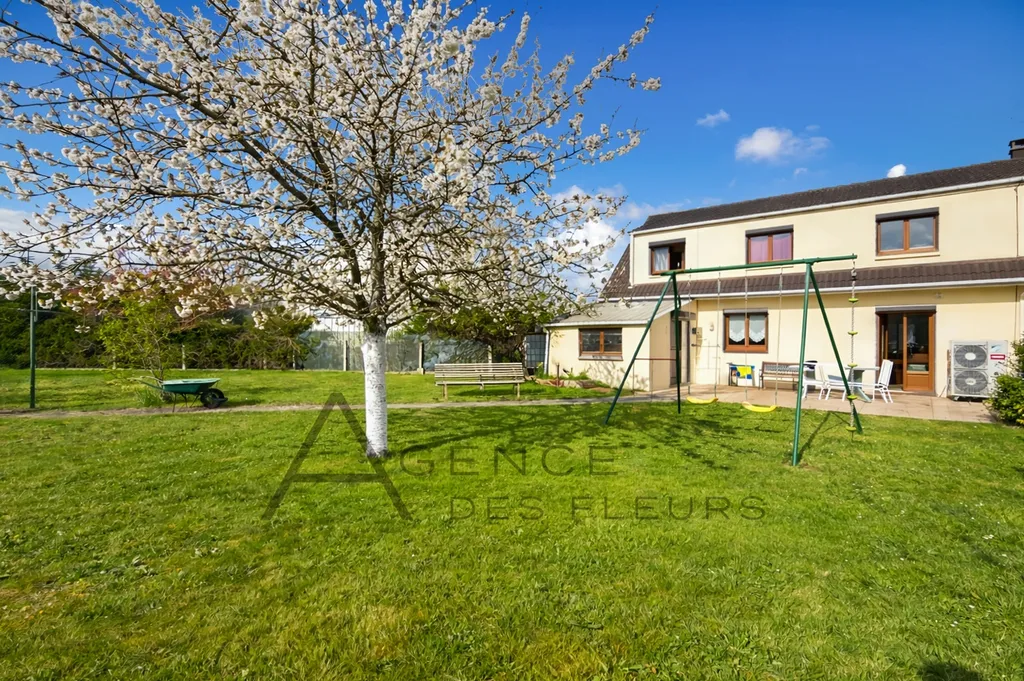 À vendre maison de 104 m² sur un terrain de 650 m² sur la commune de SAINT PIERRE LES ELBEUF 76320