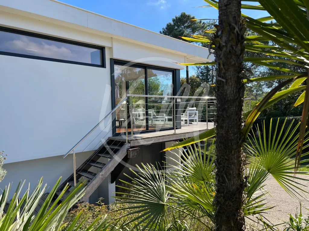 Maison 5 pièces 135 m² · à Lège-Cap-Ferret · 135 m² · 998 400 €