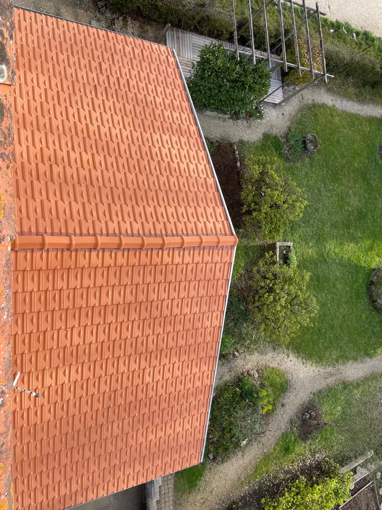 Chantier de réfection totale d'une charpente en bois traité contre les termites à Rezé