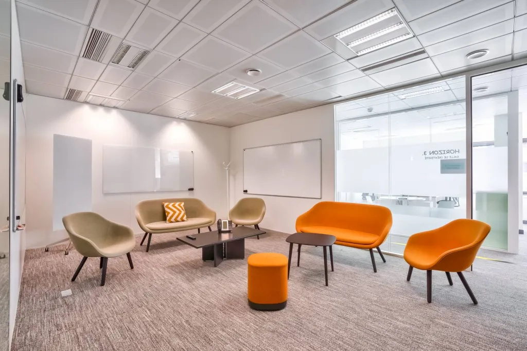 quel photographe professionnel pour photographier mes bureaux d'entreprise à Croissy sur seine