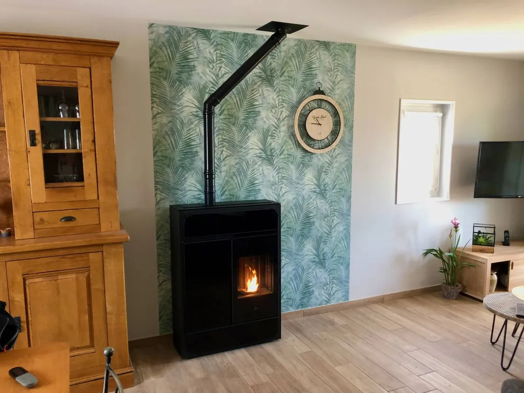 Installation d’un poêle à granulés extra plat près de Salaise-sur-Sanne 38