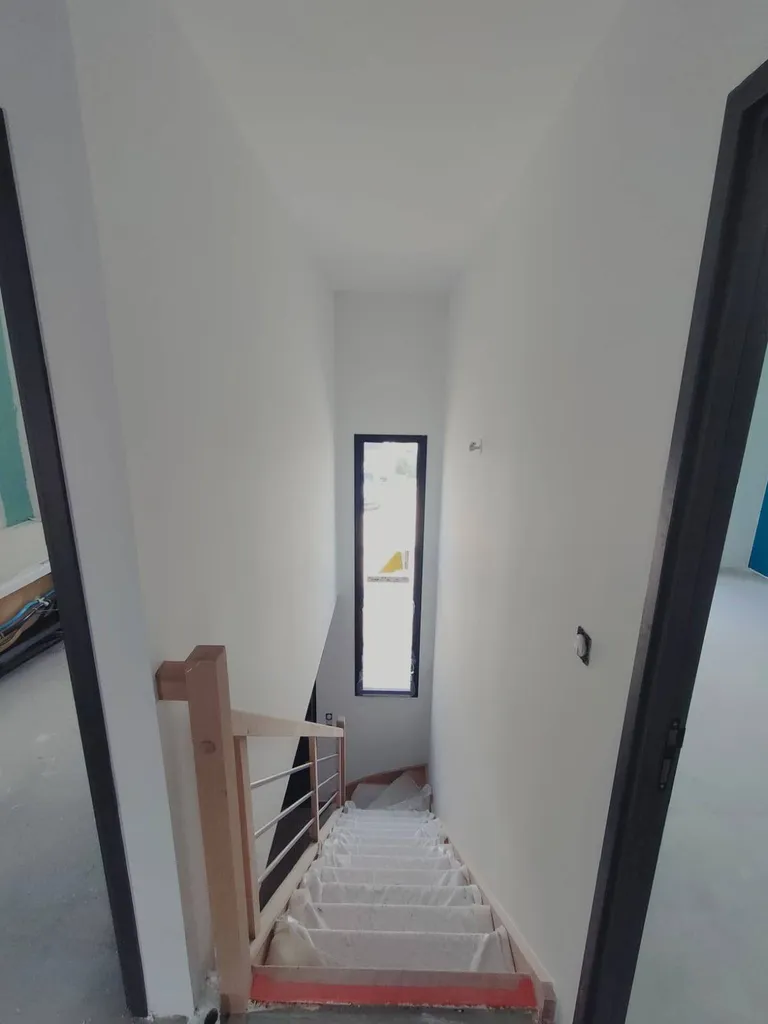 Coût peinture pour maison neuve en projection AIRLESS et couleur ARGILE à COIGNIERES près de Versailles