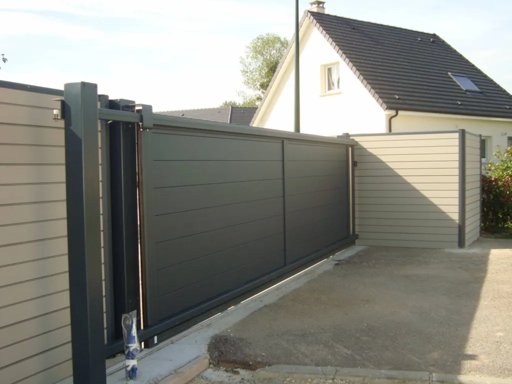 installateur de portail coulissant en Normandie 