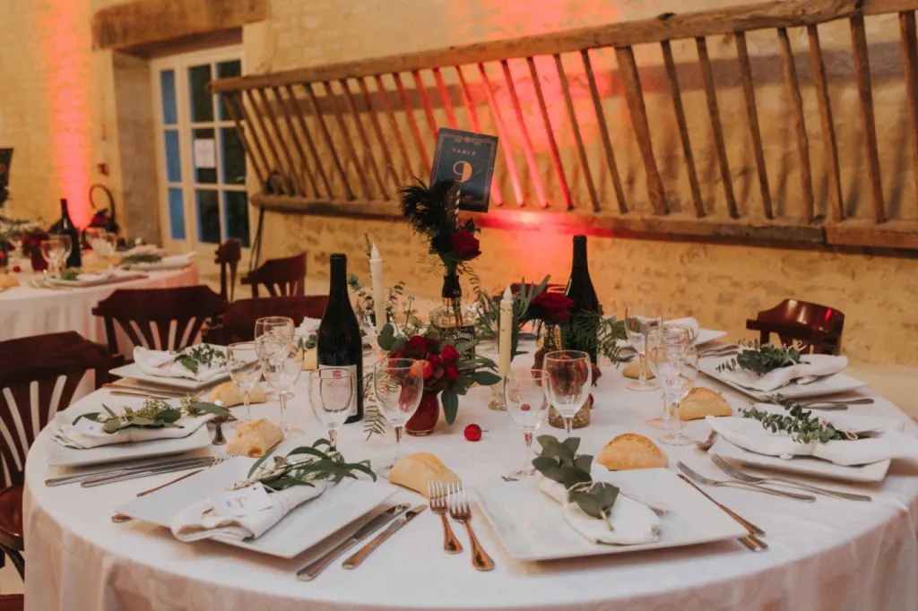Comment votre Wedding Planner professionnelle travaille sur la création de votre décoration de mariage sur mesure en Bordeaux et Saint-Émilion ?