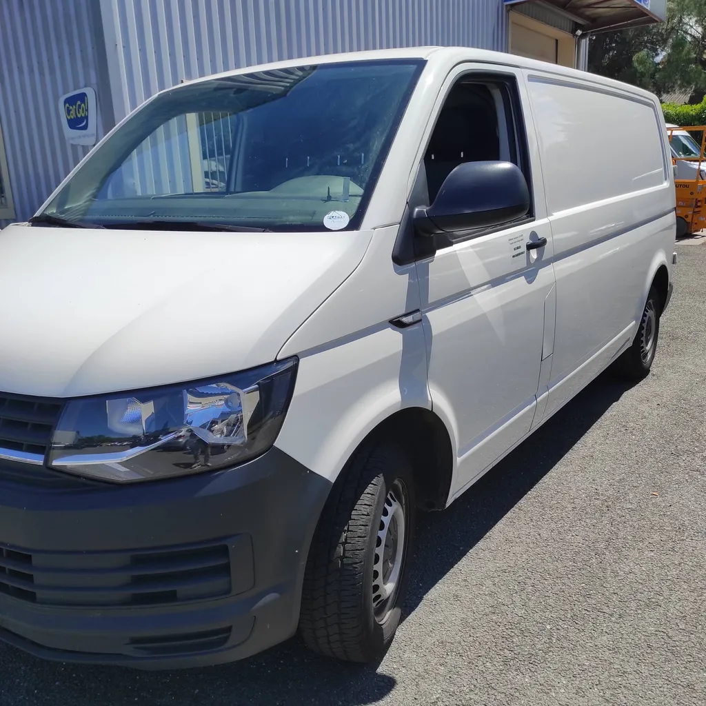 Volkswagen Transporter T6 L2H1 2.0 TDI 150 Business Line d'occasion à Bordeaux