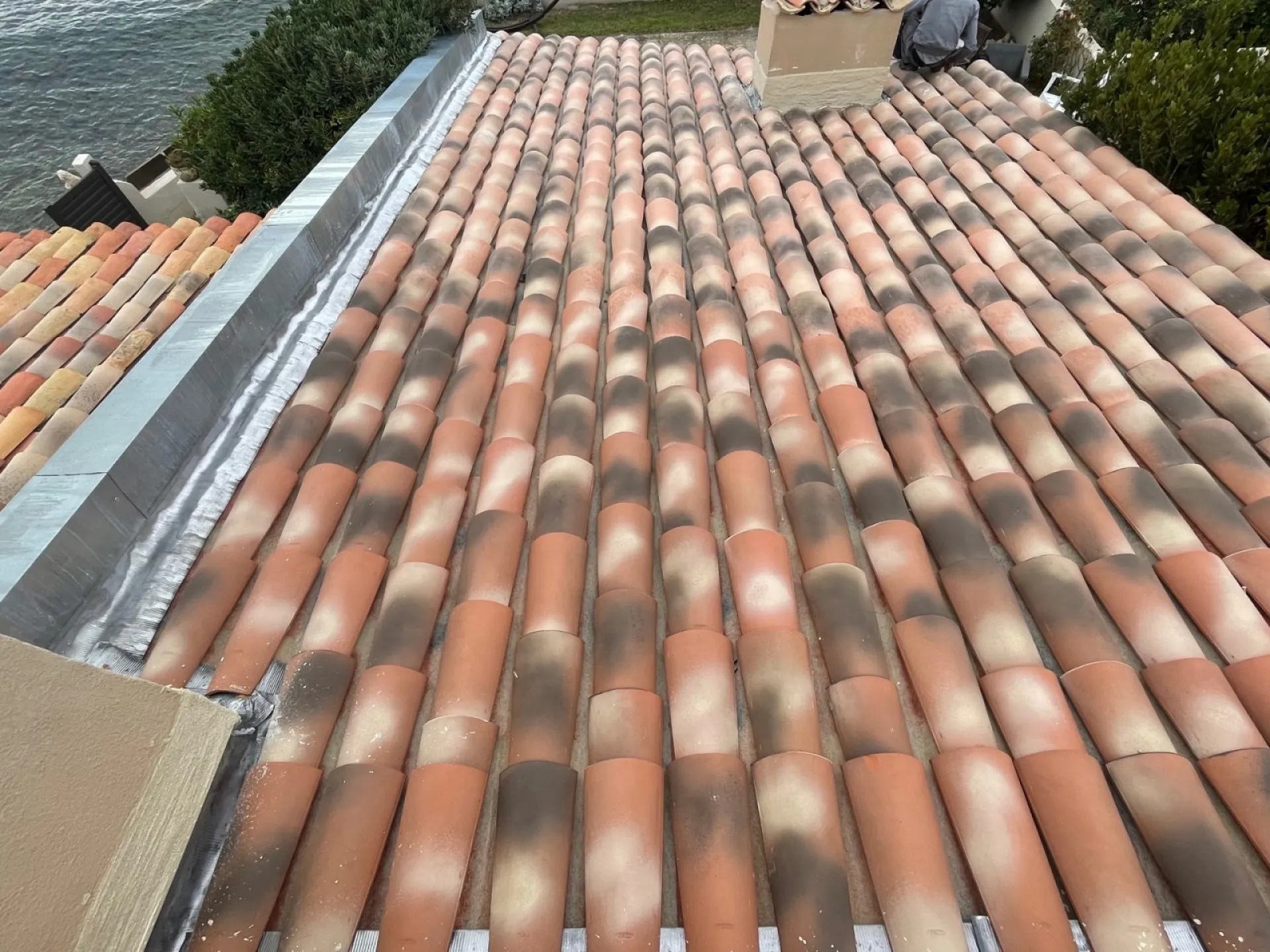 Changement d’une toiture de maison en P.S.T Canal sur Sausset les Pins près de Martigues