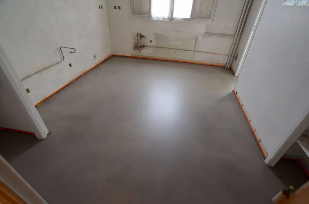 AMBIANCE SUD BETON CIRE COULE A MARSEILLE