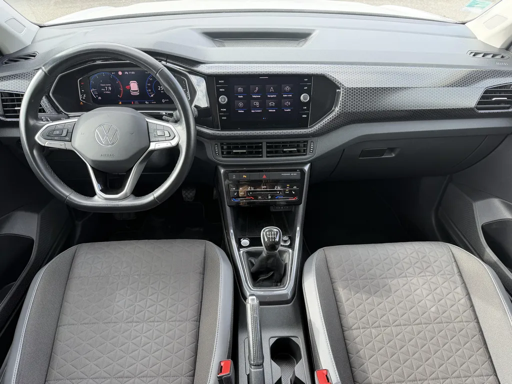 Volkswagen T-Cross d’occasion Style à La Frénaye : SUV essence révisé et garanti proche de Le Havre
