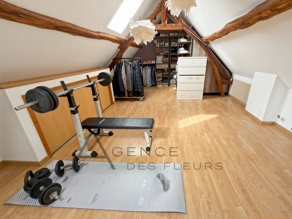 À vendre maison de charme de 104 m² hab. sur 1391m² de terrain située à FRENEUSE