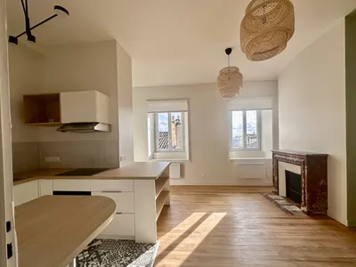 Transformation complète d'un appartement de 47 mètres carrés vétuste en un splendide appartement à louer dans le quartier Saint-Michel à Bordeaux