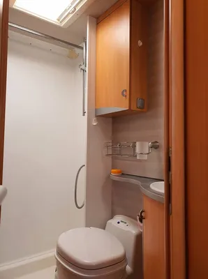 VENDU CAMPING CAR PILOTE REFERENCE G680