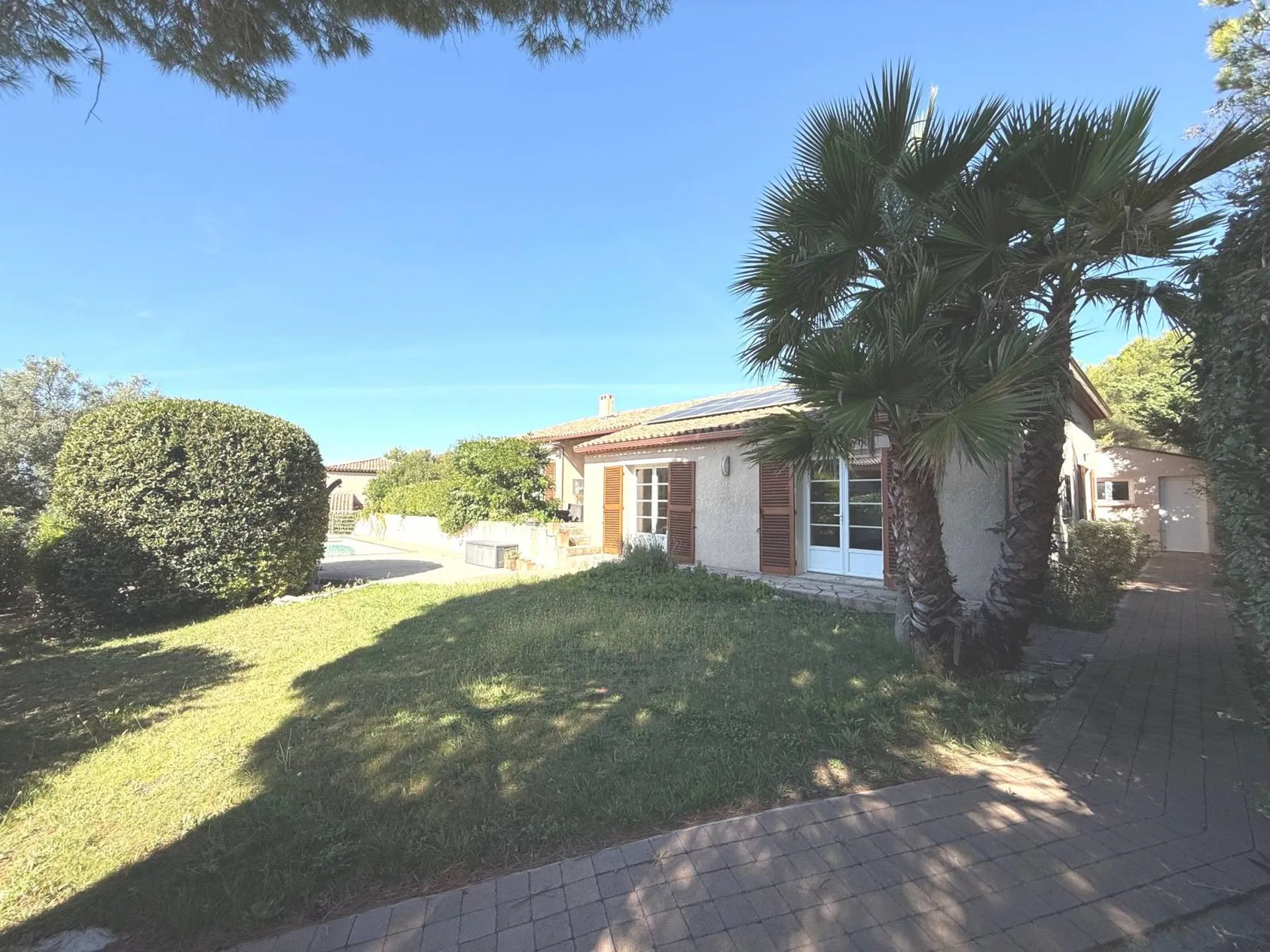 Calme absolu assuré. Exposition sud 