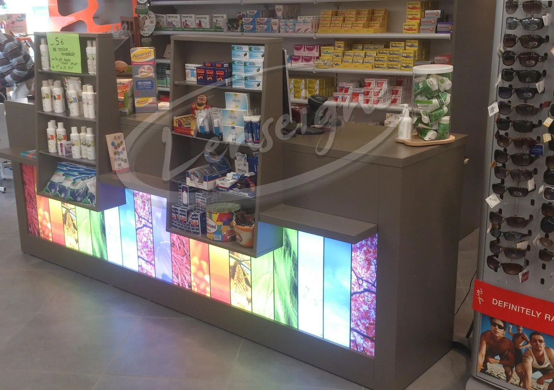 comptoir lumineux pharmacie grau du roi