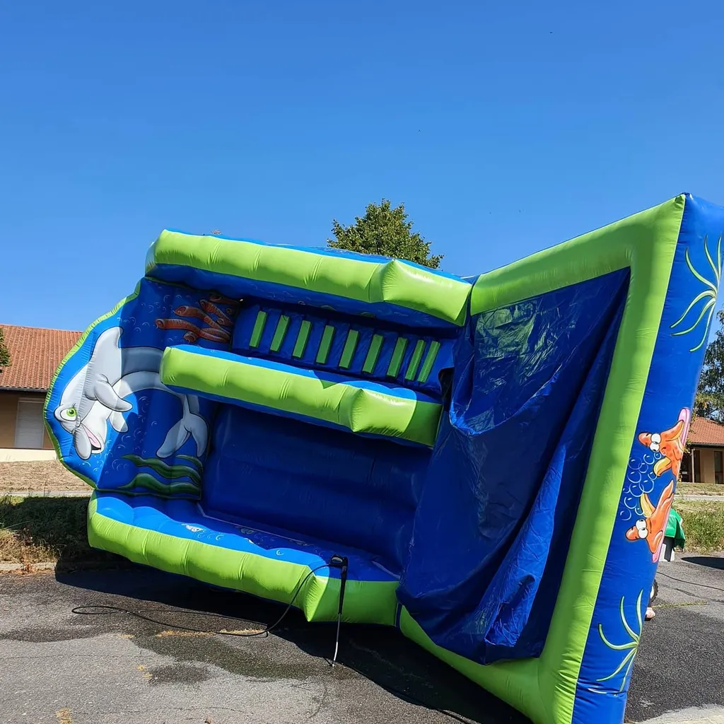 Désinfection entretien du toboggan aquatique gonflable