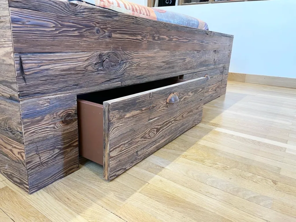 Fabrication d'un lit avec tiroirs près de Lyon