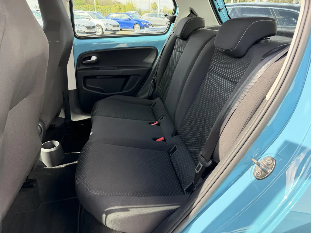 Vente Volkswagen Up! occasion récente proche Le Havre : citadine essence disponible chez Caudebec Automobiles La Frénaye