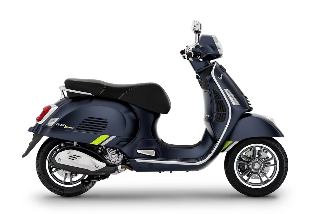 Vespa GTS 310 SuperTech : élégance moderne et technologie avancée chez Azur Motos à Sanary-sur-Mer